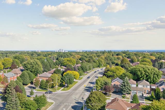 Condo Apartment at 1905 Pilgrims Way Ph2, Oakville, ON L6M 2X2