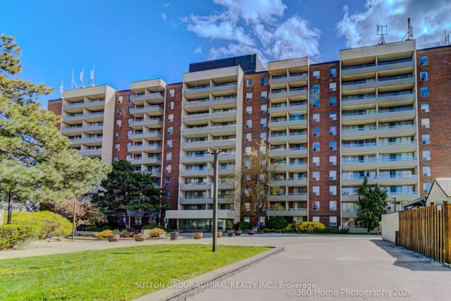 Condo Apartment at 1 Four Winds Drive 106, Toronto, ON M3J 2T1, Toronto W05
