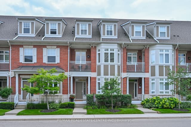 Condo Townhouse at 68 Compass Way 43, Mississauga, ON L5G 4T8