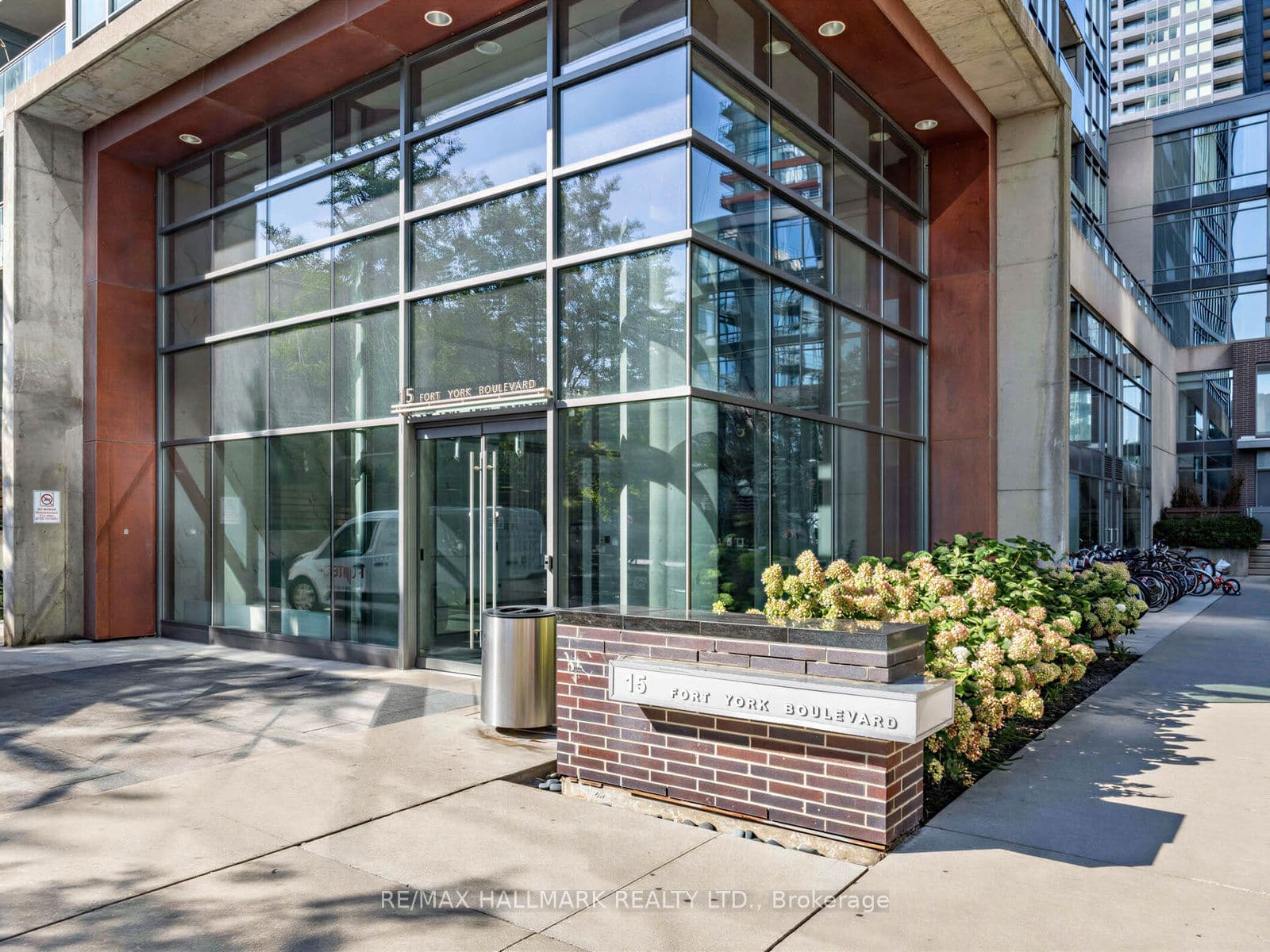 Suite 505 · Floor 5, Unit 505 · 15 Fort York Blvd
