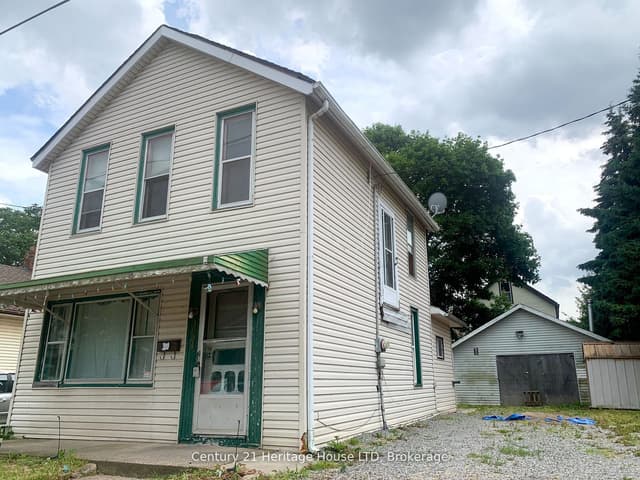 Detached at 4624 JEPSON Street, Niagara Falls, ON L2E 1J4