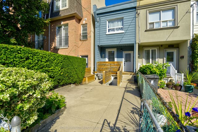 Att/Row/Townhouse at 44 Fisher Street, Toronto, ON M6K 1V8, Toronto C01