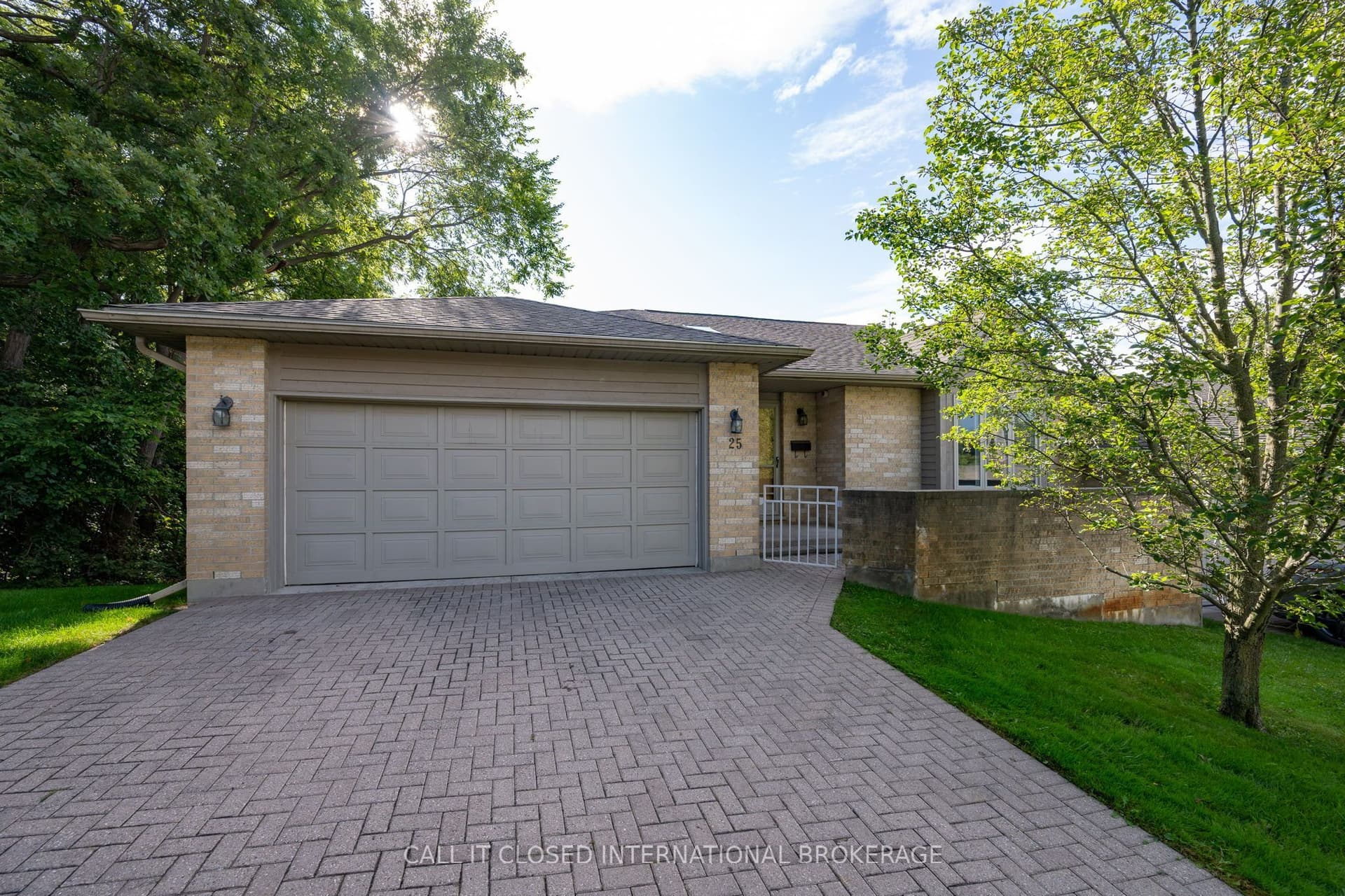 Suite 25, Unit 25 · 1500 Richmond St