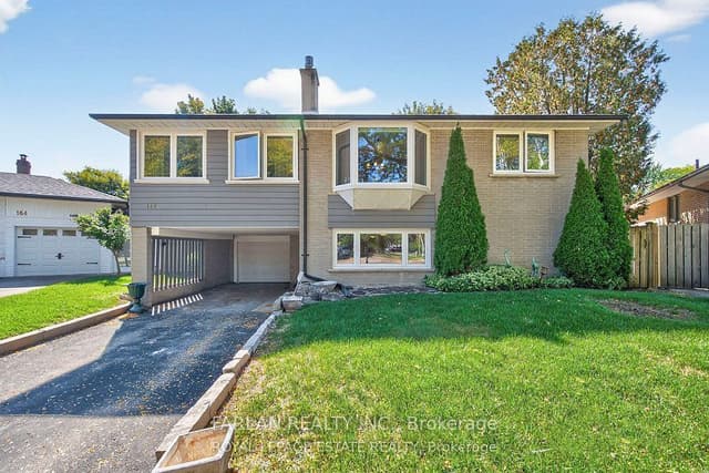 Detached at 166 Kenvale Court, Richmond Hill, ON L4C 4S9
