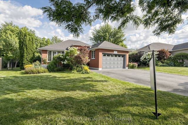 Detached at 14 Kimberly Court, Brantford, ON N3T 6M3