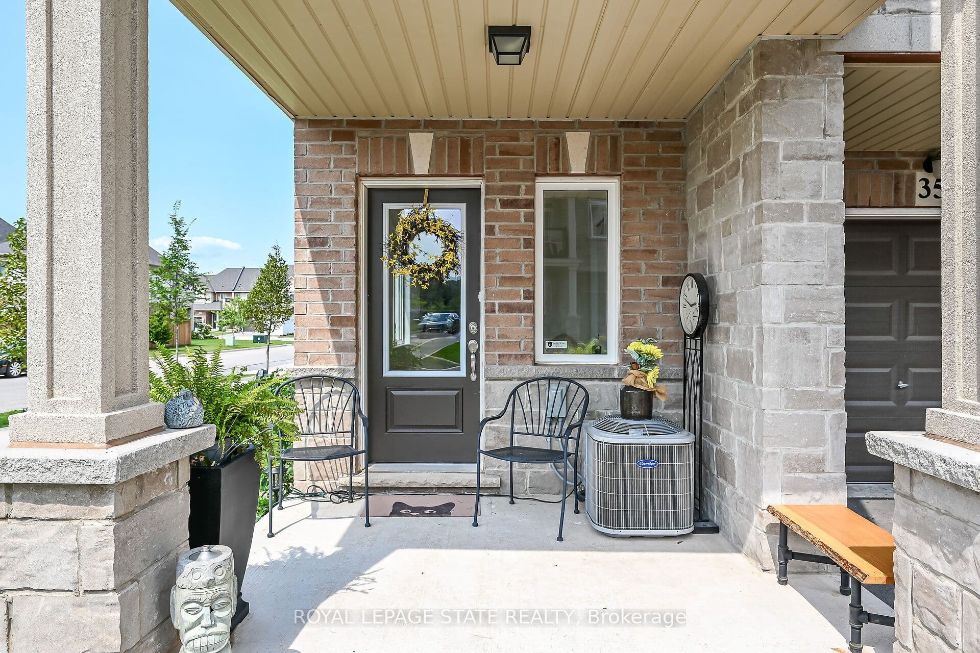 Suite 35, Unit 35 · 40 Zinfandel Dr