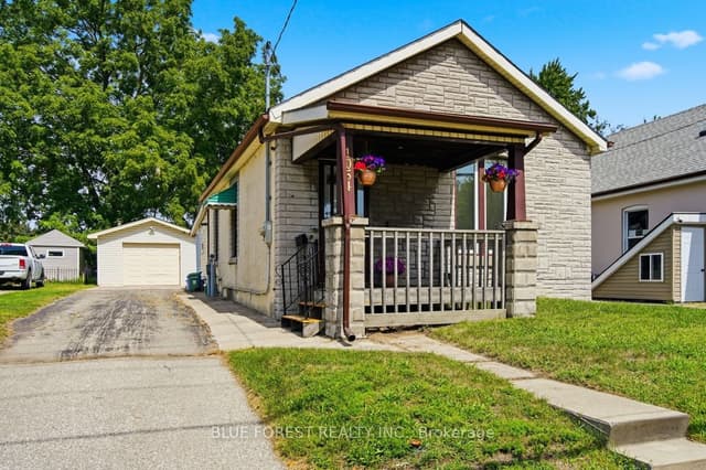 Detached at 1054 FLORENCE Street, London East, ON N5W 2M8