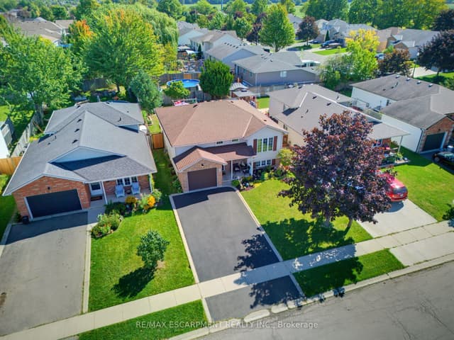 Detached at 6 Stuart Street, Haldimand, ON N3W 2L3