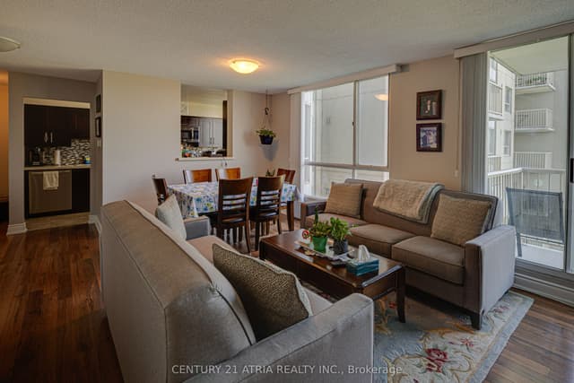Condo Apartment at 3077 Weston Road 606, Toronto, ON M9M 3A1, Toronto W05
