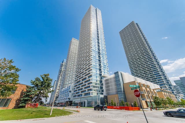 Condo Apartment at 898 Portage Parkway 5301, Vaughan, ON L4K 0J6