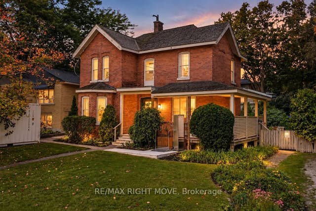 Detached at 144 Jarvis Street, Orillia, ON L3V 2A6
