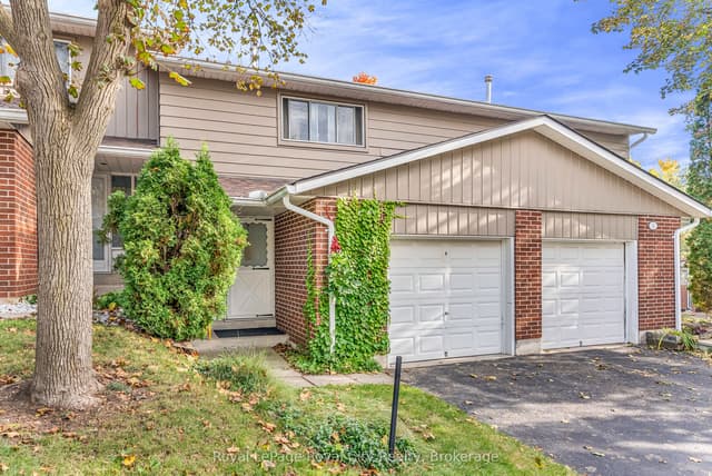 Condo Townhouse at 16 Hadati Road 52, Guelph, ON N1E 6M2