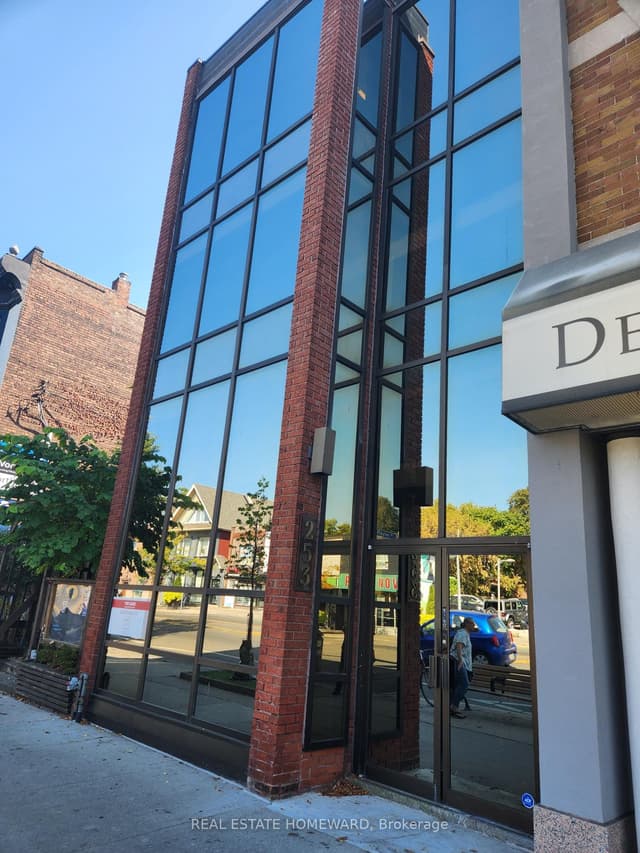 Office at 253 Danforth Avenue 100B, Toronto, ON M4K 1N2, Toronto E01