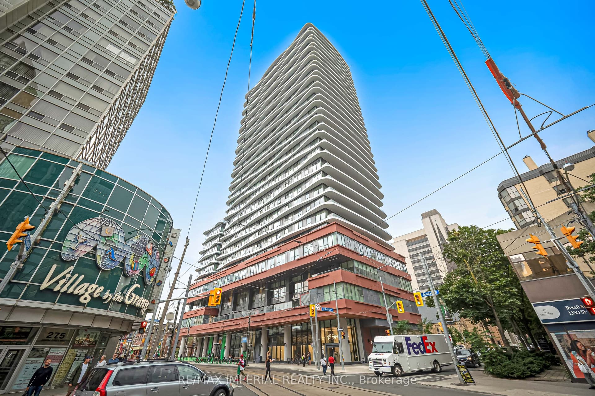 Suite 601 · Floor 6, Unit 601 · 280 Dundas St W