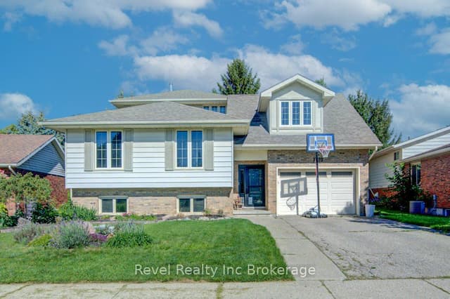 Detached at 1119 Mohawk Street, Woodstock, ON N4T 1A6