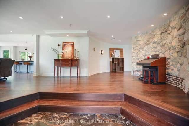 Detached at 19 Tanglewood Drive, Caledon, ON L7K 0K3