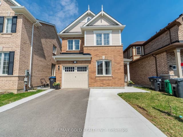 Detached at 102 Leadenhall Road, Brampton, ON L7A 4G9