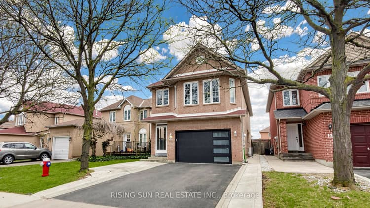 10 Cedarwood Crescent