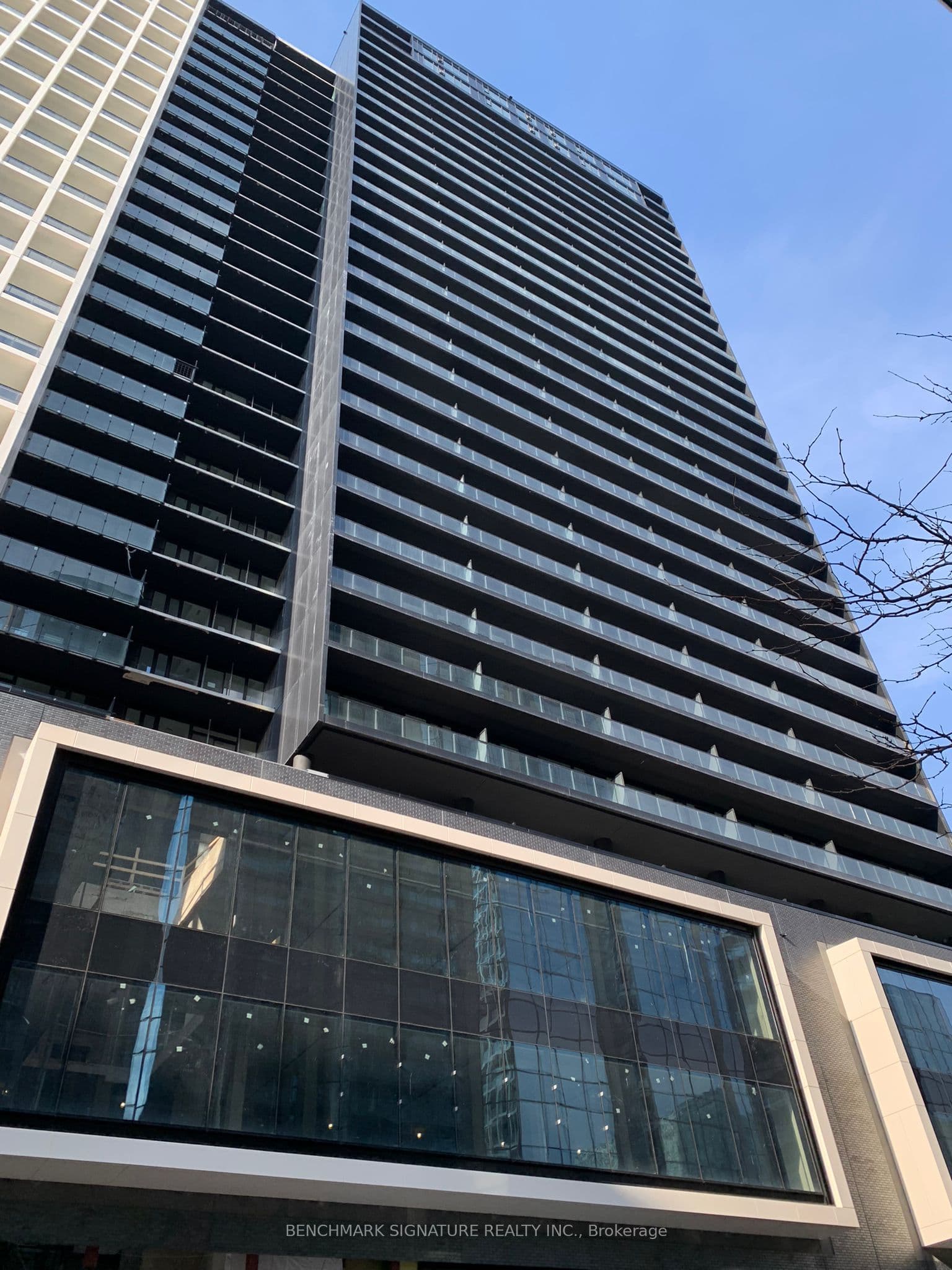 Suite 1717 · Floor 17, Unit 1717 · 20 Edward St