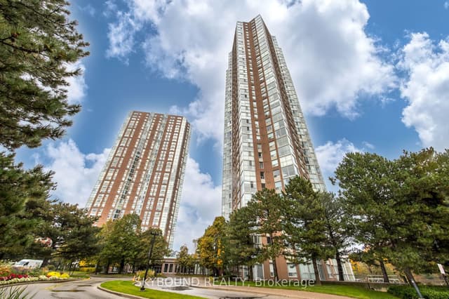 Condo Apartment at 5 Concorde Place 2706, Toronto, ON M3C 3M8, Toronto C13