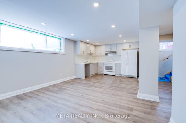 Detached at 6 Fintona Avenue Bsmnt, Toronto, ON M1E 1V3, Toronto E08