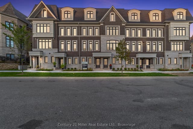 Att/Row/Townhouse at 2150 Trafalgar Road 52, Oakville, ON L6H 8A5