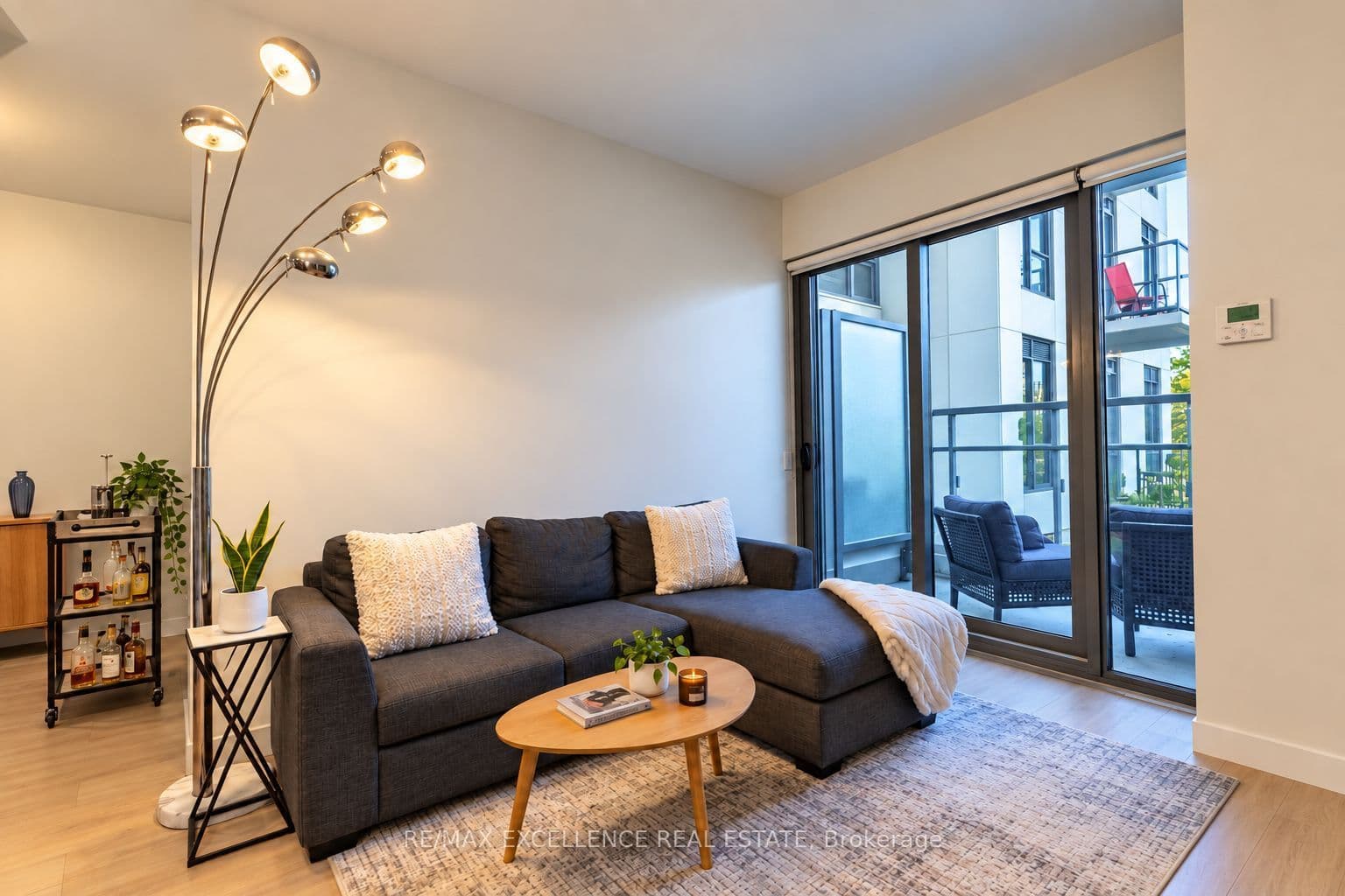 Suite 330 · Floor 3, Unit 330 · 280 Howland Ave
