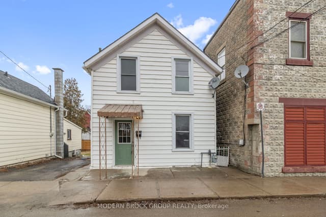 Detached at 108 George Street, Brockville, ON K6V 3V9