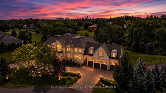 Detached at 15 Sylvia Court, Markham, ON L6C 1B1