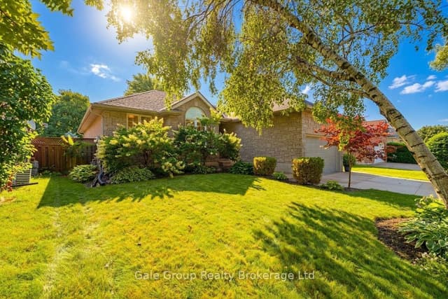 Detached at 471 Ontario Street, Woodstock, ON N4V 1G7