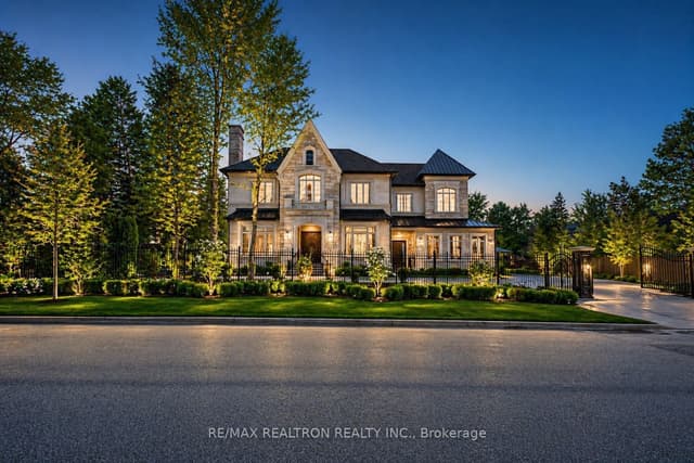 Detached at 17 Pebblelane Court, Richmond Hill, ON L4C 6X2