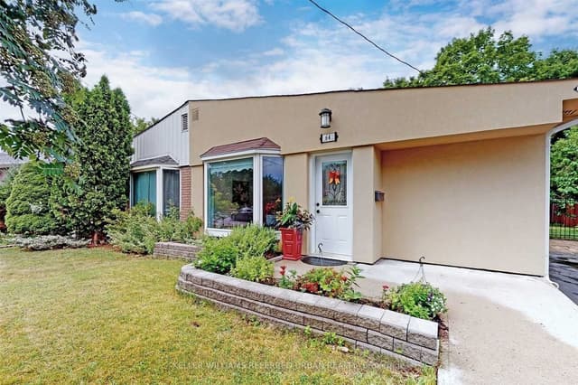 Semi-Detached at 64 Lindsay Avenue, Newmarket, ON L3Y 4N6