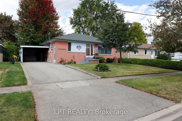 Detached at 37 McGilvray Crescent W, Halton Hills, ON L7G 1L7