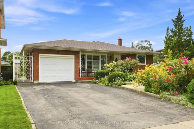 Detached at 76 Orphir Road, Hamilton, ON L8K 3Z4