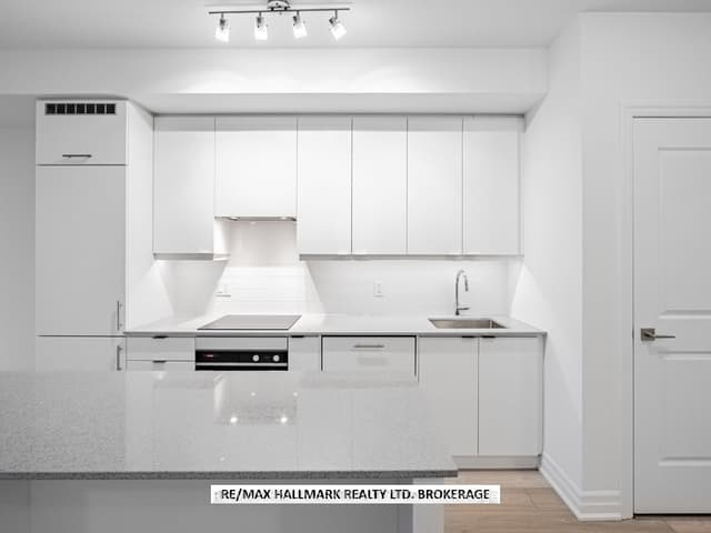 Condo Apartment at 36 Elm Drive W 1405, Mississauga, ON L5B 0N3