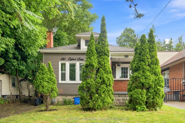 Detached at 650 Oxford Street E, London East, ON N5Y 3J4
