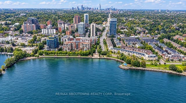Condo Apartment at 80 Port Street E 403, Mississauga, ON L5G 4V6