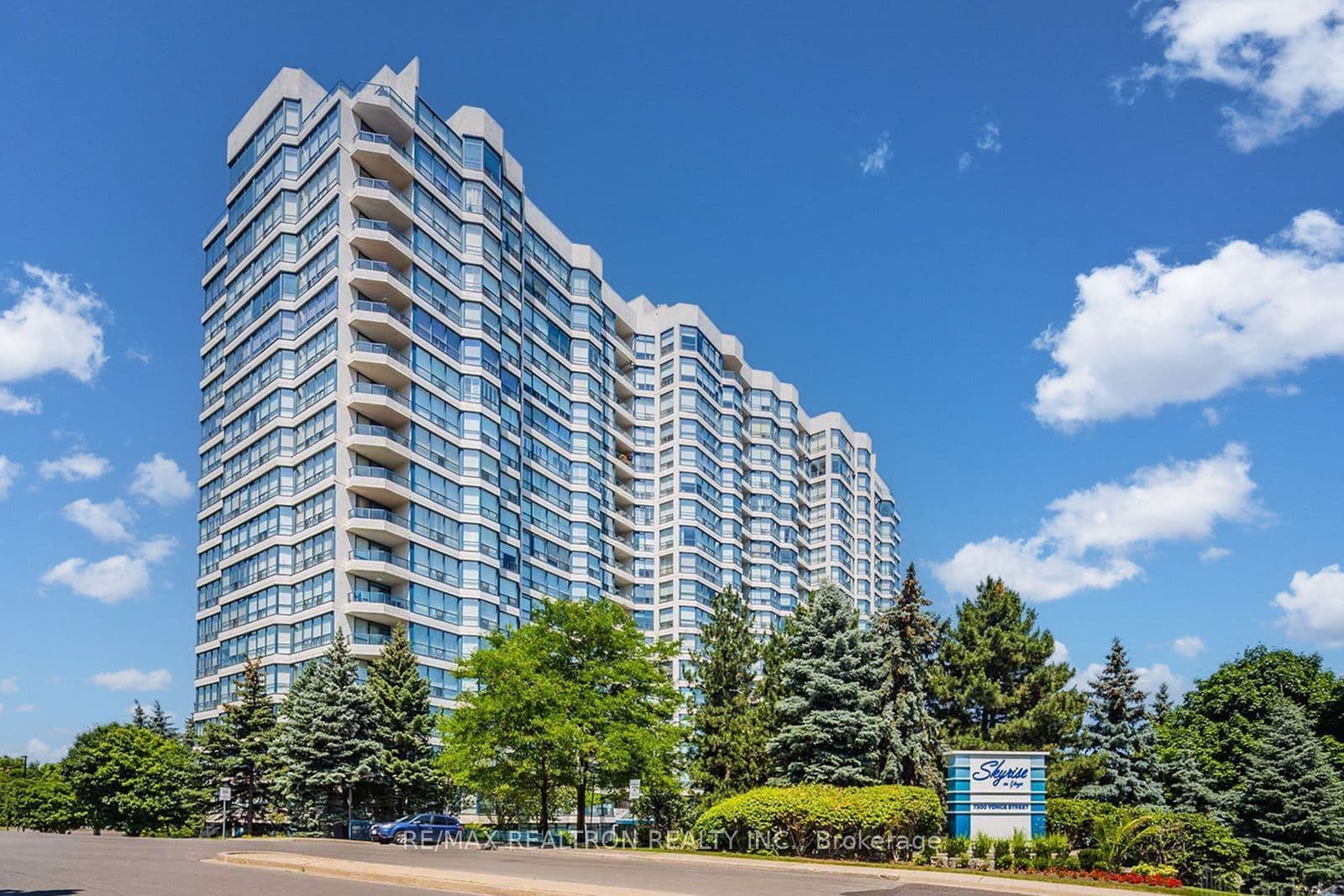 Suite 510 · Floor 5, Unit 510 · 7300 Yonge St