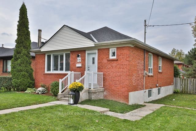 Detached at 17 Loney Avenue, Toronto, ON M3L 1G4, Toronto W05