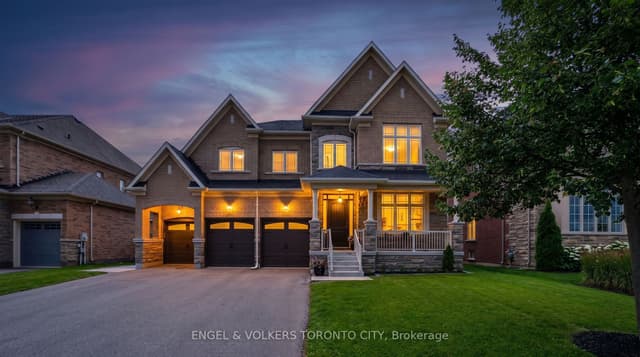 Detached at 14 Coppermine Court, King, ON L7B 0A5