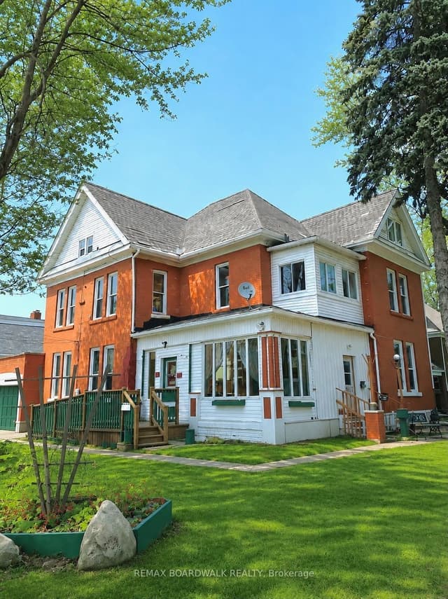 Investment at 205 FIRST Street E, Cornwall, ON K6H 1K9