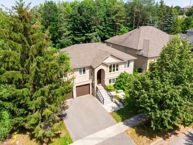 Detached at 5 Grouse Glen, Barrie, ON L4N 7Z4