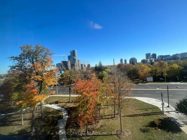 Condo Apartment at 8 Cedarland Drive 719, Markham, ON L6G 0H4