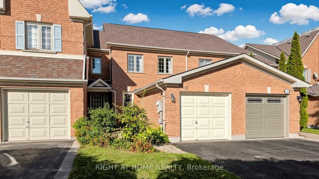 Att/Row/Townhouse at 87 Primeau Drive, Aurora, ON L4G 6Z6