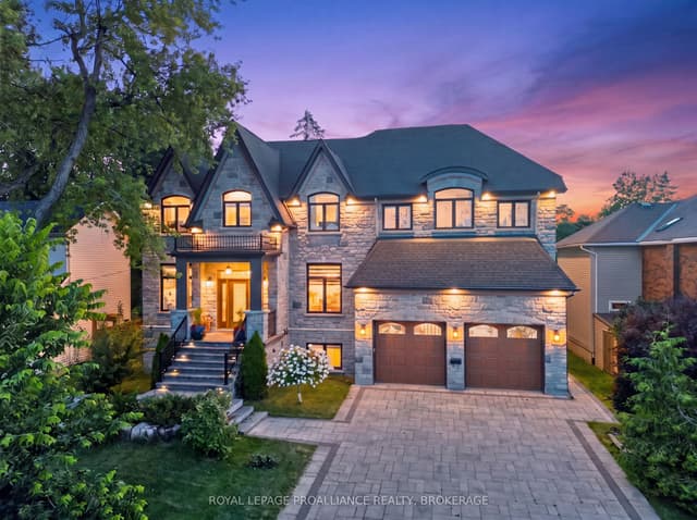 Detached at 86 Macdonnell Street, Kingston, ON K7L 4B7
