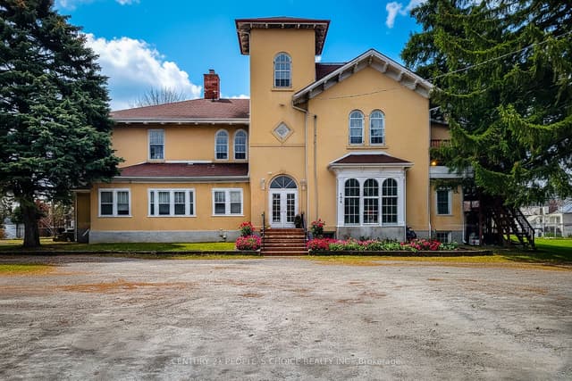 Investment at 260 VINE Street, St. Catharines, ON L2M 4T1