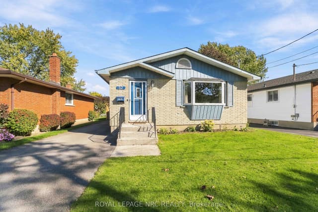 Detached at 52 Northhaven Road, Welland, ON L3C 1X1