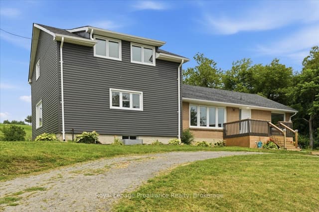 Detached at 1080 Smith Street, Quinte West, ON K0K 1H0
