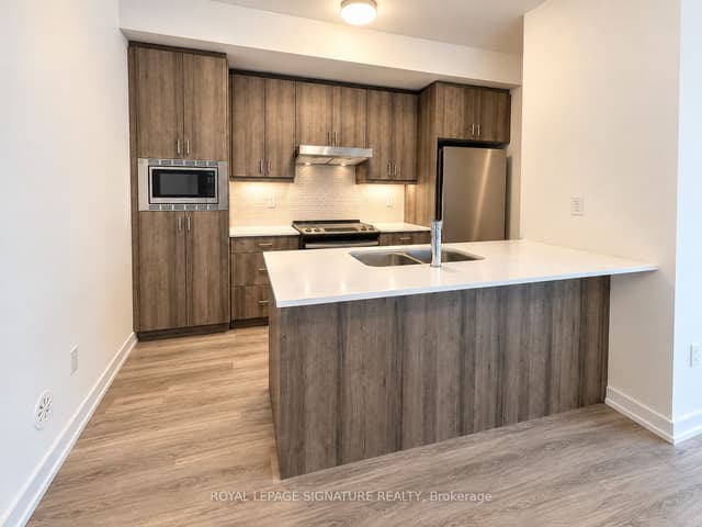 Condo Townhouse at 3 Bancroft Lane 216, Richmond Hill, ON L4E 1M1
