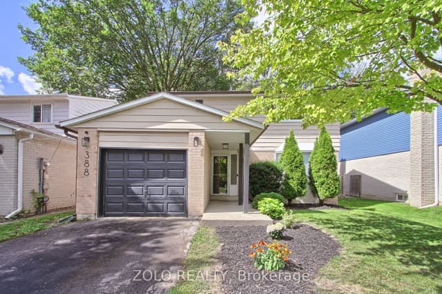 Detached at 388 Terry Drive, Newmarket, ON L3Y 5E7